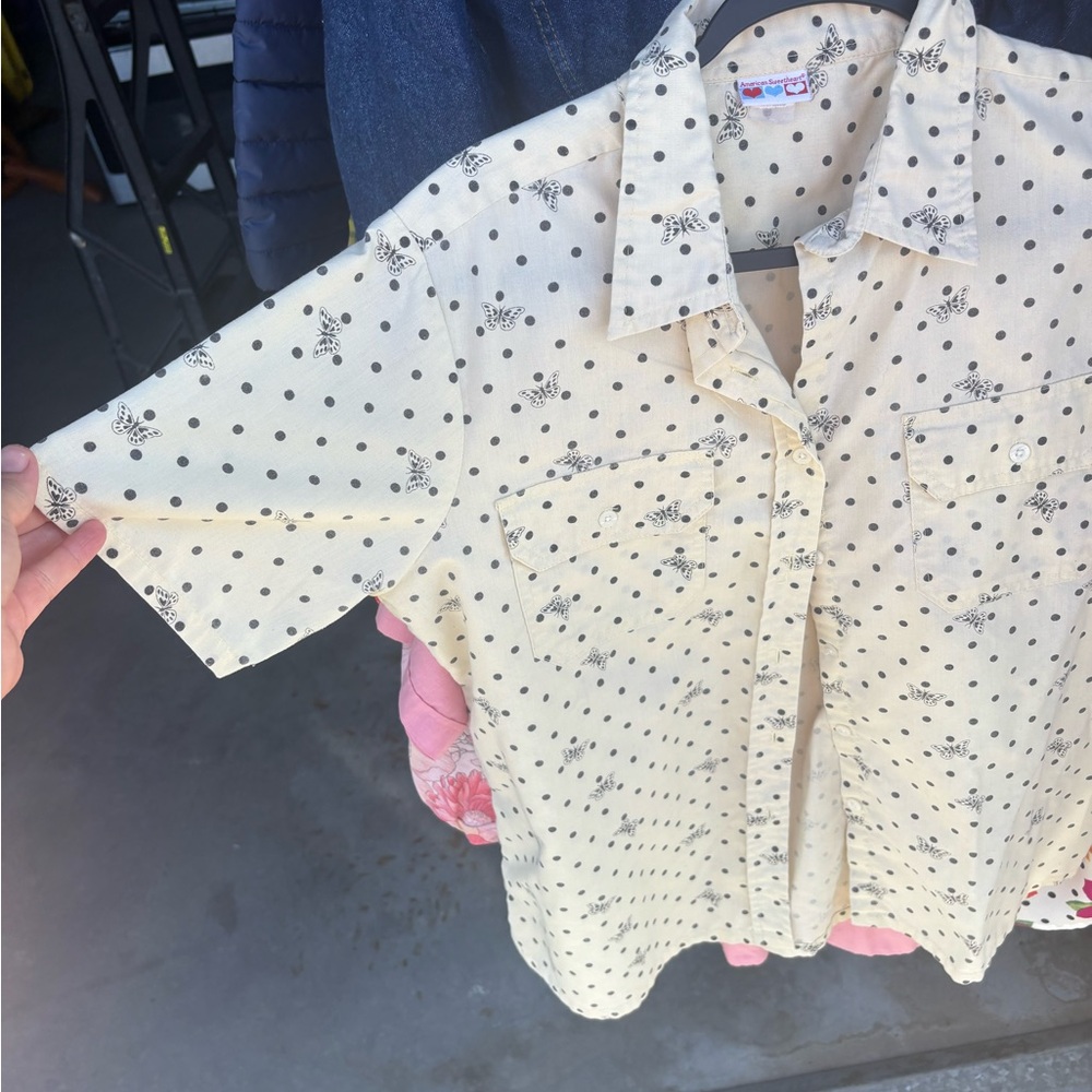 Cream Short Sleeve Button-Up Shirt with Black Polka Dots